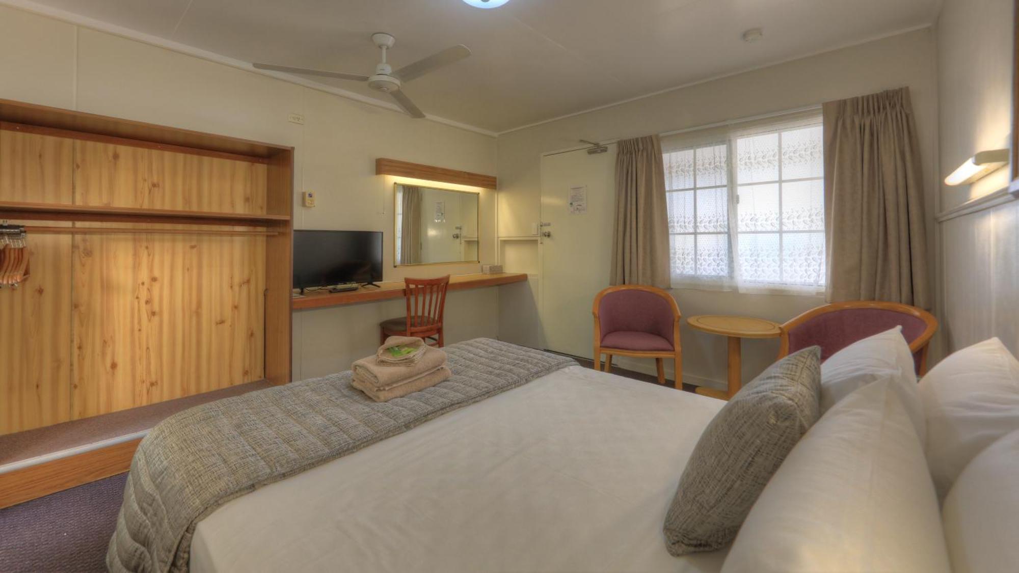 Atherton Hinterland Motel Bilik gambar